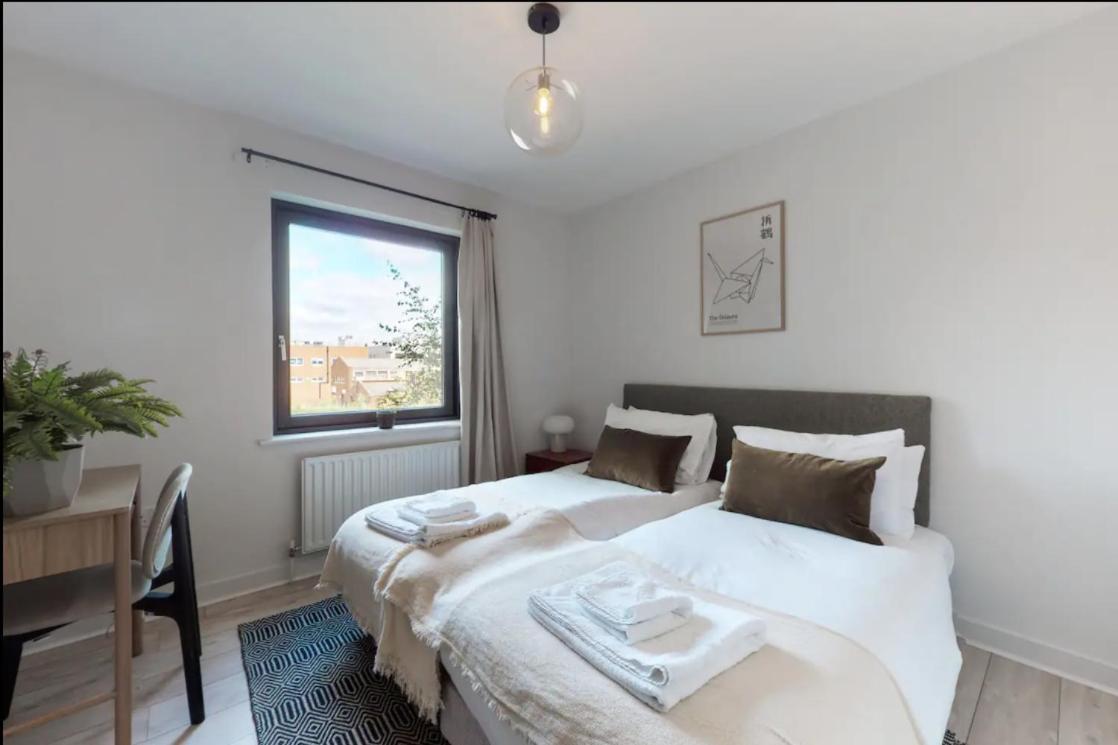 Modern 2 Bedroom Flat With Patio In Turnpike Lane Appartamento *